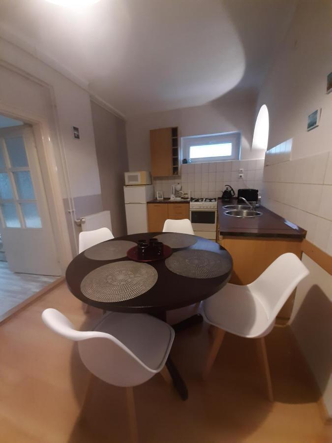 Ferienwohnung Apartman Harmony Keszthely Exterior foto
